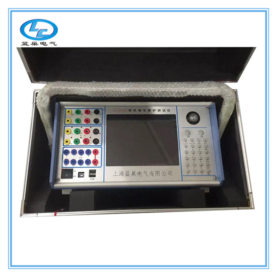 LCJB661六相微機(jī)繼電保護(hù)測(cè)試儀測(cè)試裝置是保證電力系統(tǒng)安全可靠運(yùn)行的一種重要測(cè)試工具。隨著計(jì)算機(jī)技術(shù)、微電子技術(shù)、電力電子技術(shù)的飛速發(fā)展，應(yīng)用新技術(shù)成果不斷推出新型高性能繼電保護(hù)測(cè)試裝置是技術(shù)進(jìn)步的必然趨勢(shì)。可獨(dú)立完成微機(jī)保護(hù)、繼電保護(hù)、勵(lì)磁、計(jì)量、故障錄波等專業(yè)領(lǐng)域內(nèi)的裝置測(cè)試，廣泛應(yīng)用于電力、石化、冶金、鐵路、航空、軍事等行業(yè)的科研、生產(chǎn)和電氣試驗(yàn)現(xiàn)場(chǎng)。