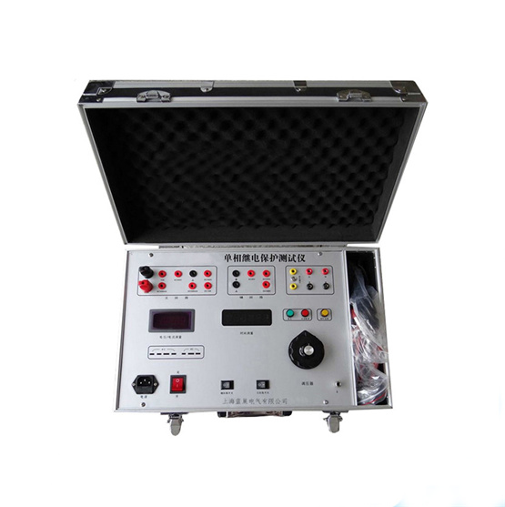 LCJB10C單相繼電保護校驗儀實現簡化操作的前提下，增加儀器的功能，能對各種常見的繼電器進行各項校驗且面板布置精巧，讓操作者操作簡便，一目了然，因而贏得了廣大用戶的一致好評。